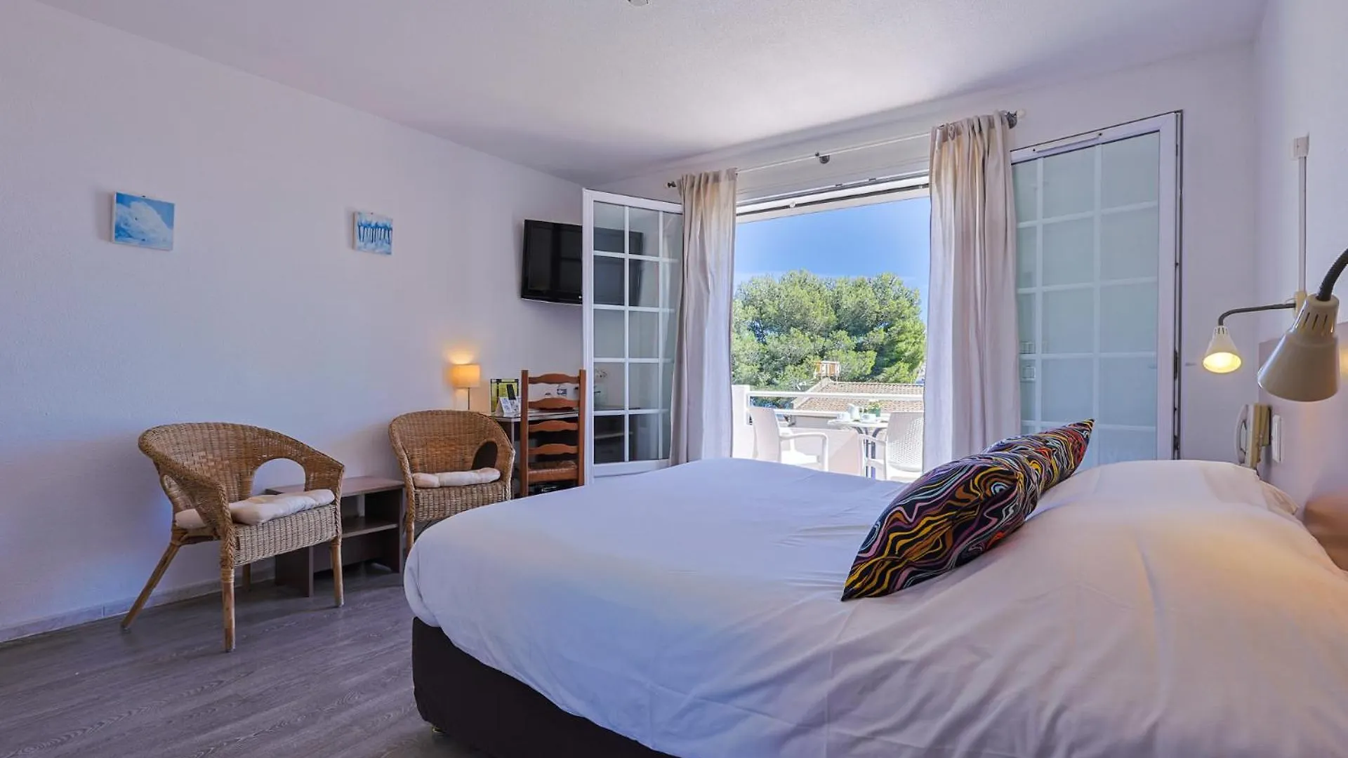 ***  Logis Hotel L'Esterella Saint-Raphaël Γαλλία