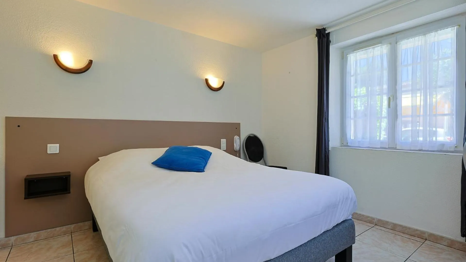 Logis Hotel L'Esterella Saint-Raphael  France