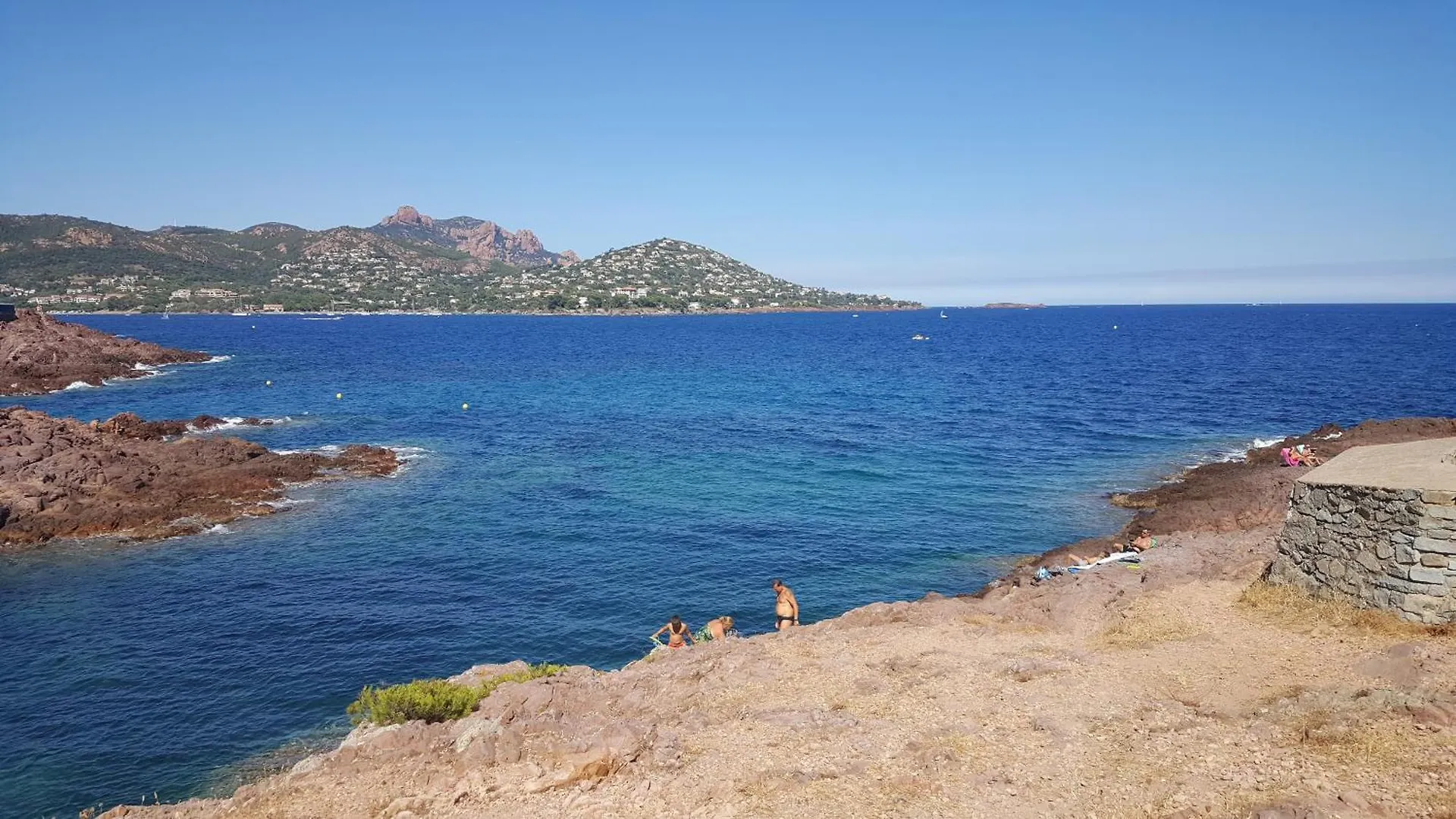 Logis Hotel L'Esterella Saint-Raphael