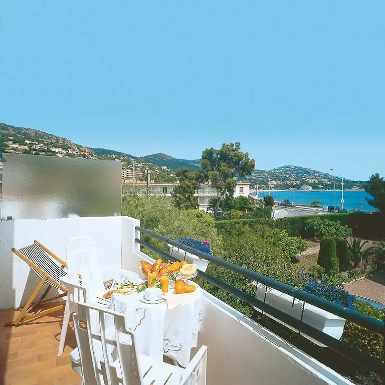 Logis Hotel L'Esterella Saint-Raphael  France
