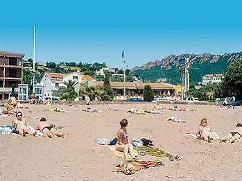 Logis Hotel L'Esterella Saint-Raphael